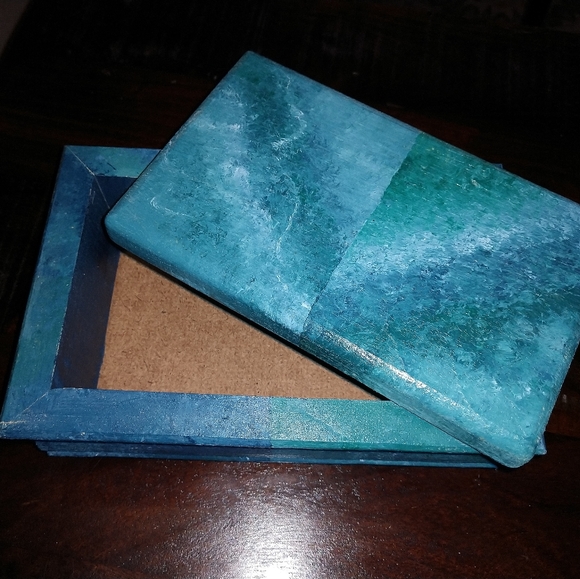 Jewelry or treasure wood box